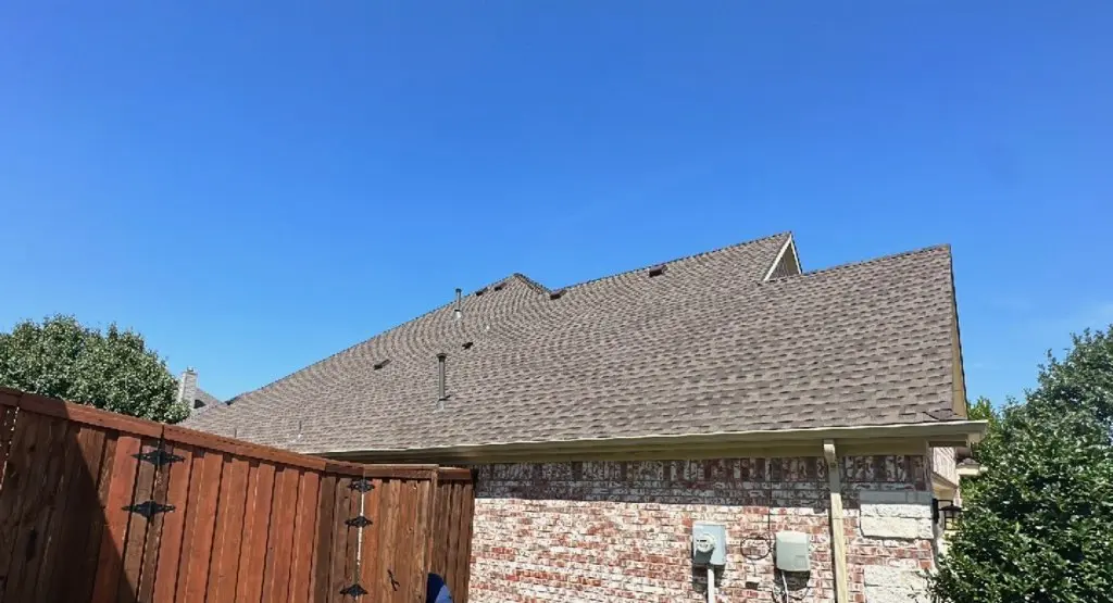 Completed roof replacement project in New Holland